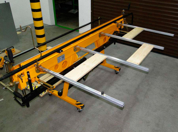 Стол задней поддержки с ограничителями подачи листа LBM 200/250 METALMASTER - Столы поддержки - станкоцентр Авангард