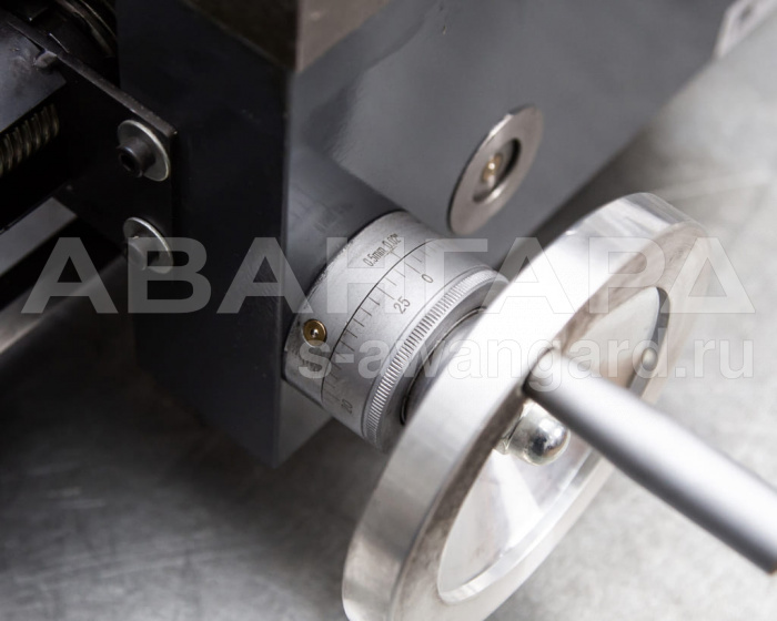 Настольный токарно-винторезный станок MasterTurn 3360E METALMASTER - Токарные - станкоцентр Авангард